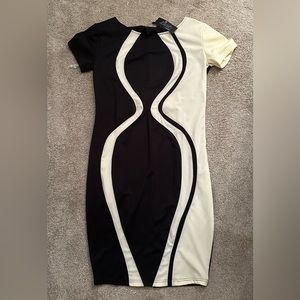 NWT - Kivenst Knee Length Dress